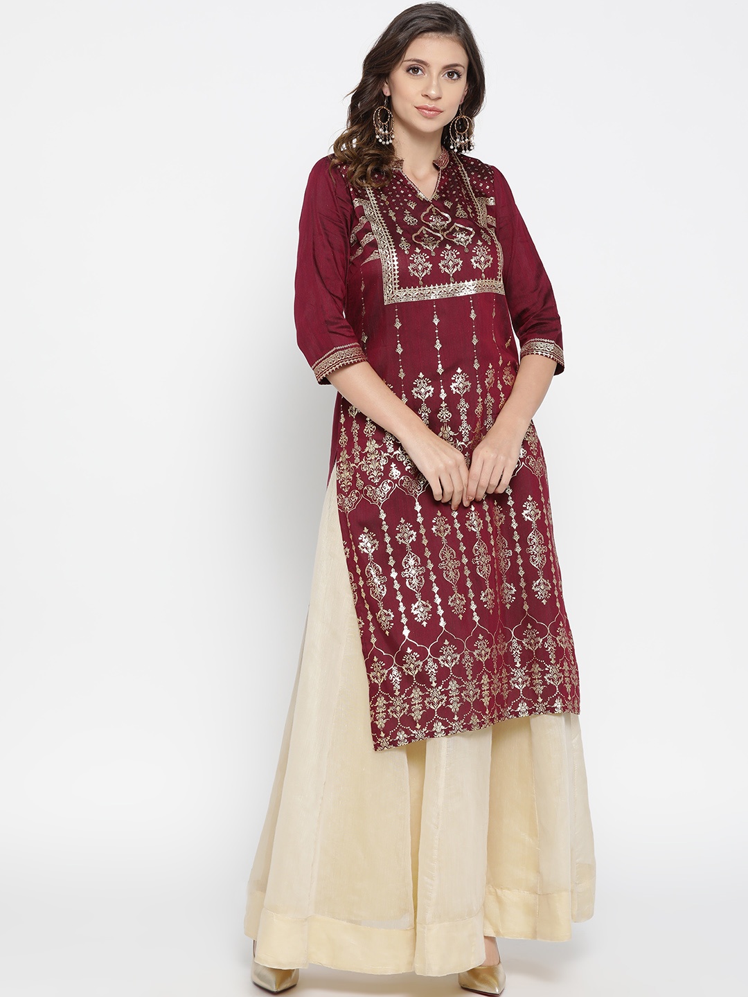 

AURELIA Women Maroon & Golden Printed Straight Kurta