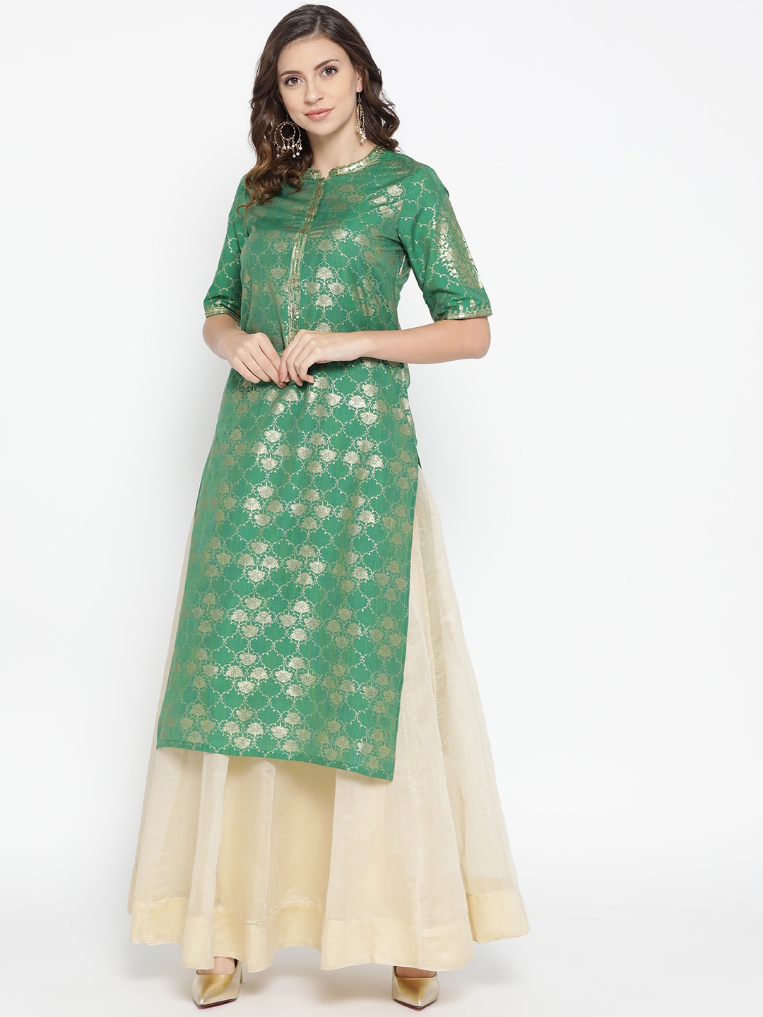 

AURELIA Women Green & Golden Printed Straight Kurta