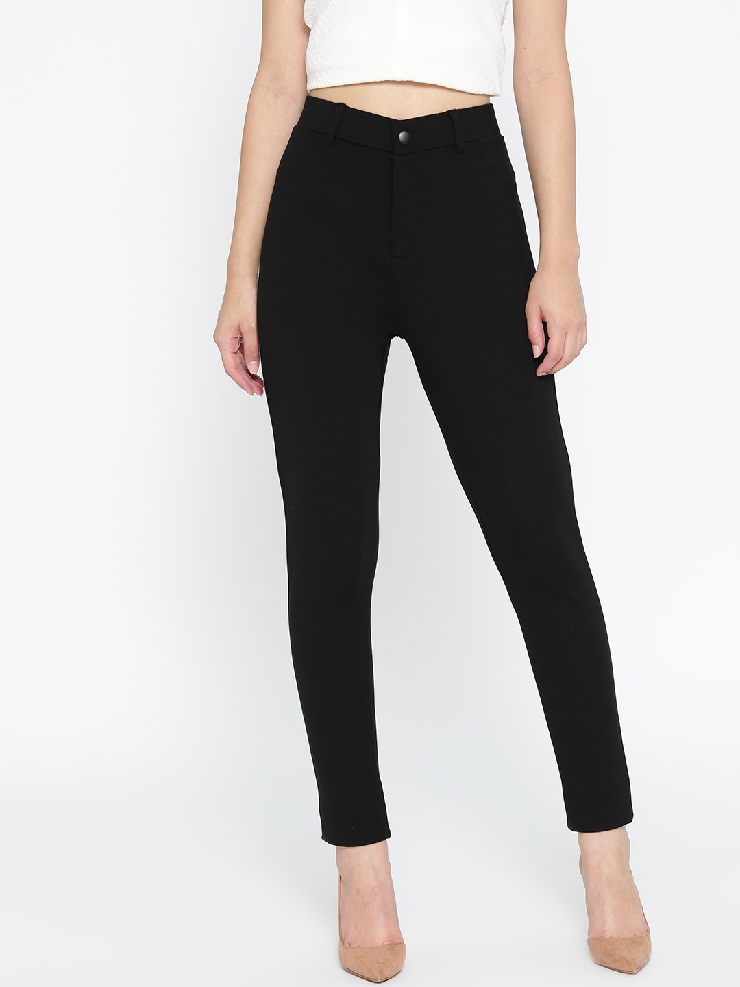 

AURELIA Women Black Solid Cropped Trousers