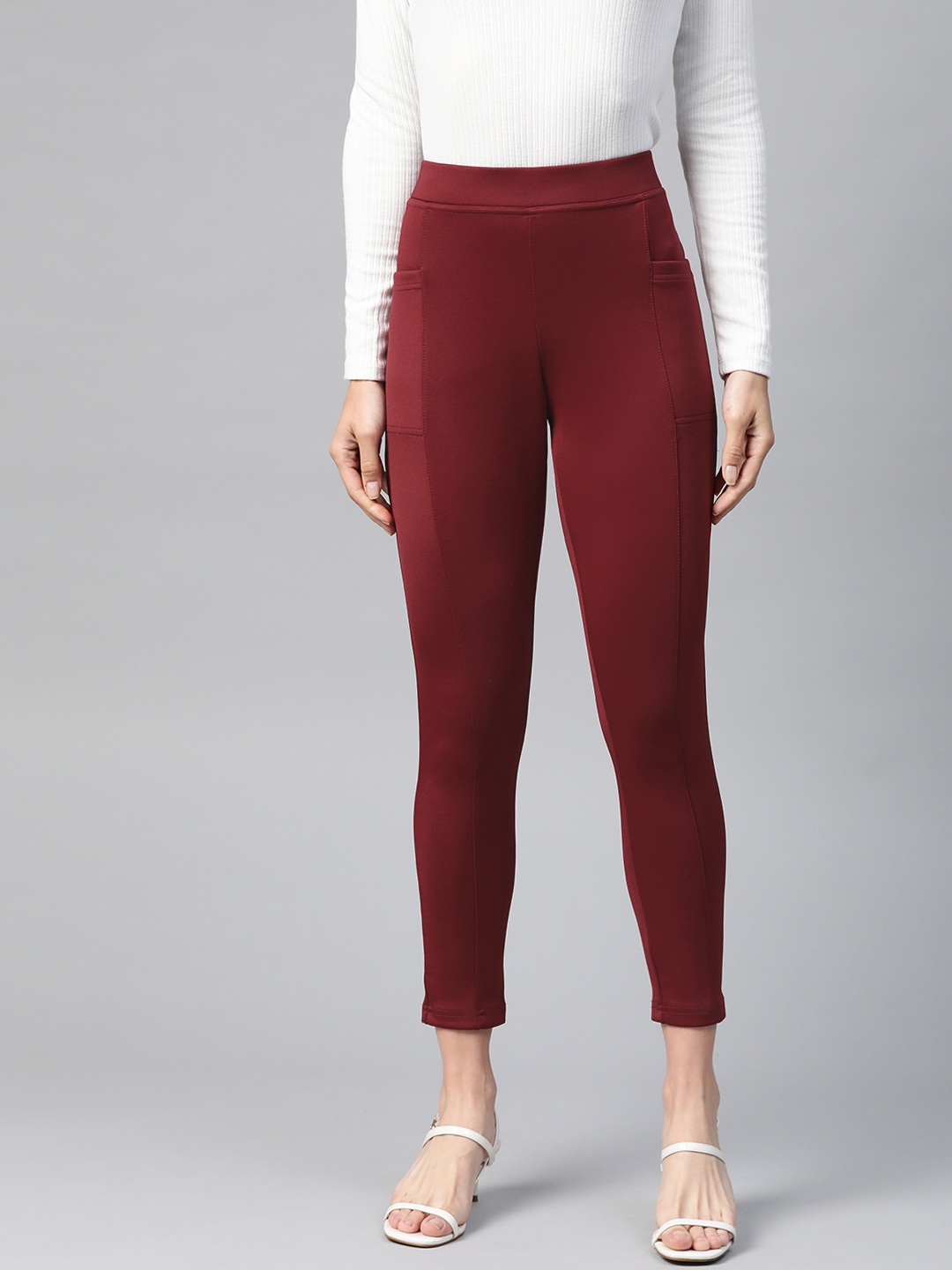 

Aurelia Women Maroon Solid Cropped Treggings