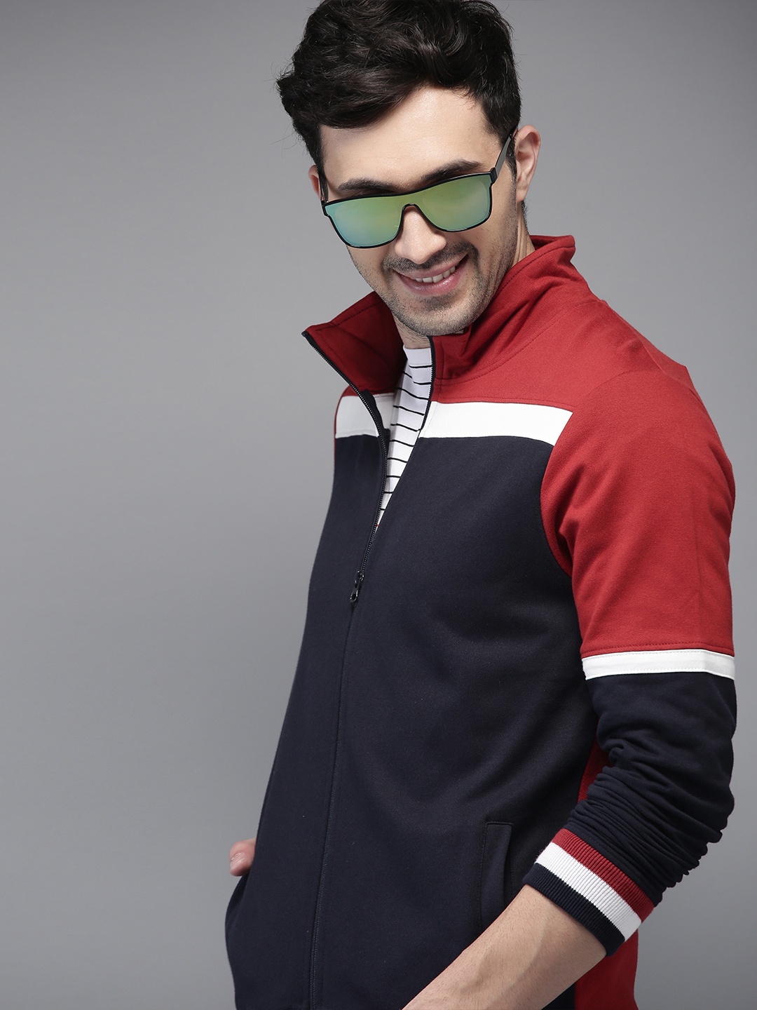 

HERE&NOW Men Navy Blue & Maroon Colourblocked Sweatshirt