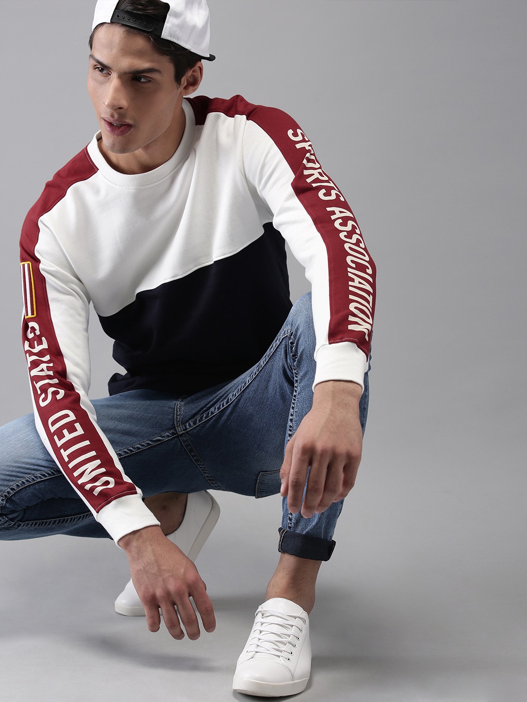

HERE&NOW Men White & Navy Blue Colourblocked Sweatshirt