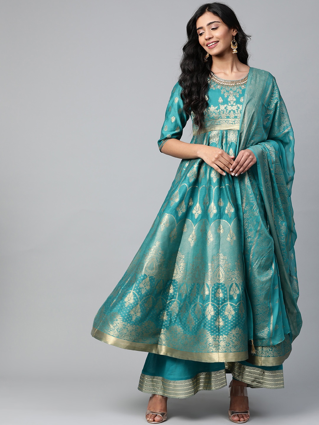 

AURELIA Women Green & Golden Woven Design Layered Anarkali Kurta with Churidar & Dupatta