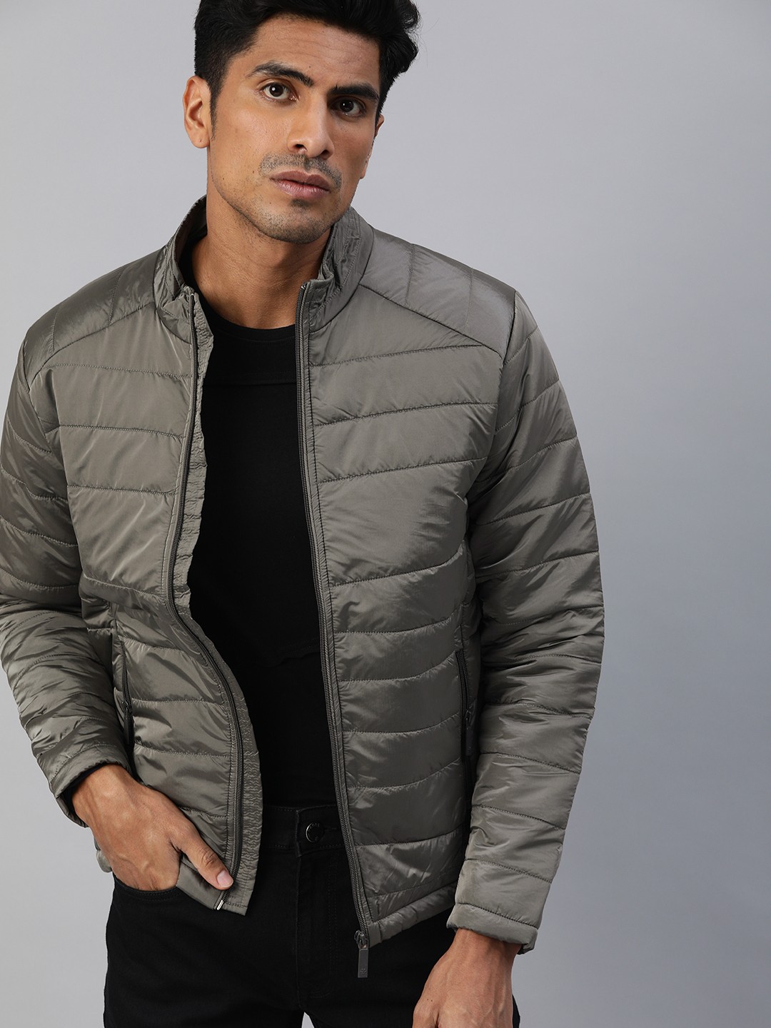 

WROGN Men Charcoal Grey Slim Fit Solid Padded Jacket