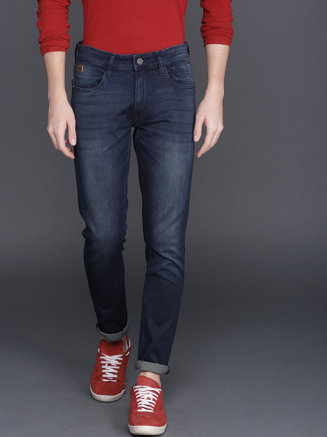 

WROGN Men Blue Slim Fit Mid-Rise Clean Look Stretchable Jeans