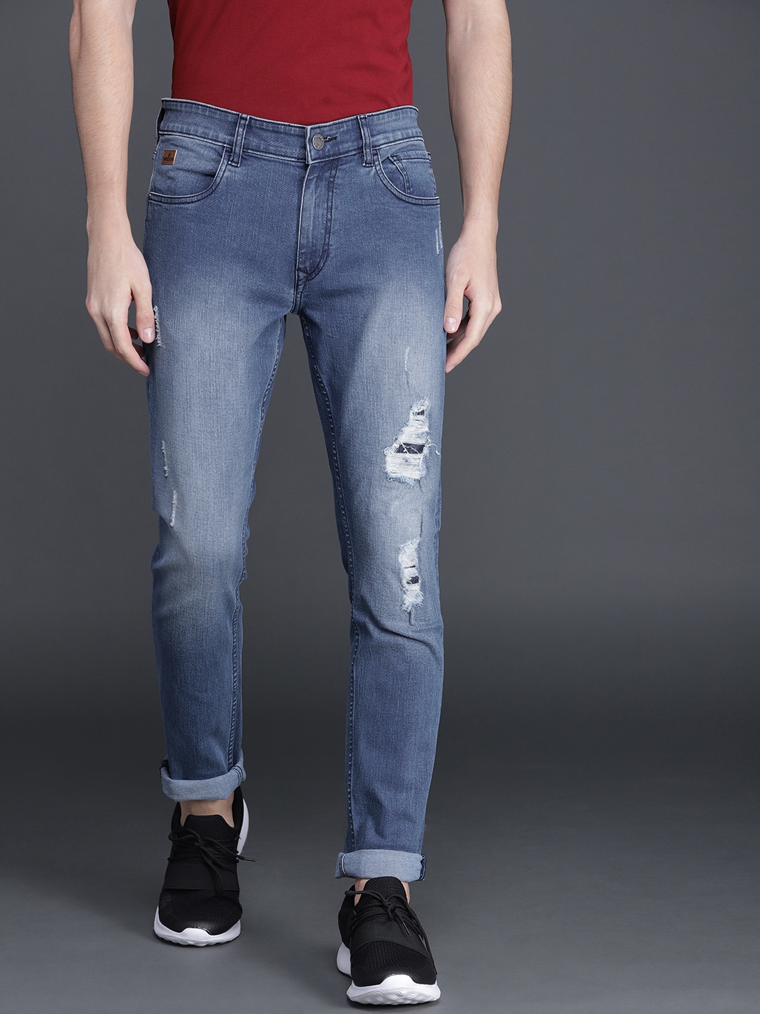 

WROGN Men Blue Slim Fit Mid-Rise Mildly Distressed Stretchable Jeans