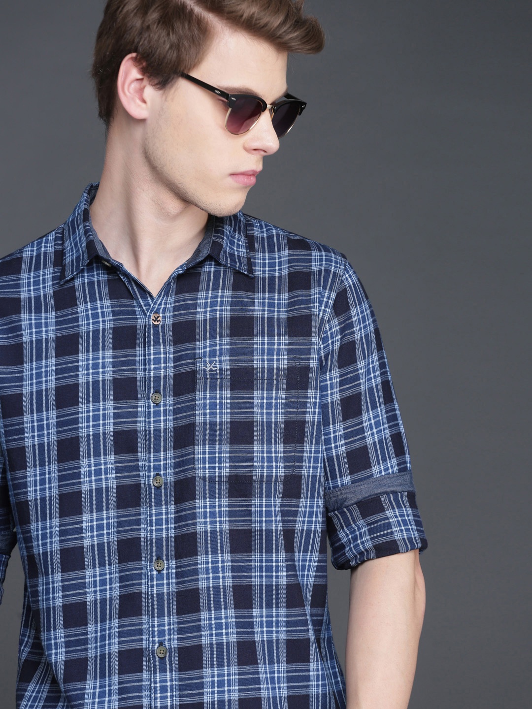 

WROGN Men Navy Blue & White Slim Fit Checked Casual Shirt, Na
