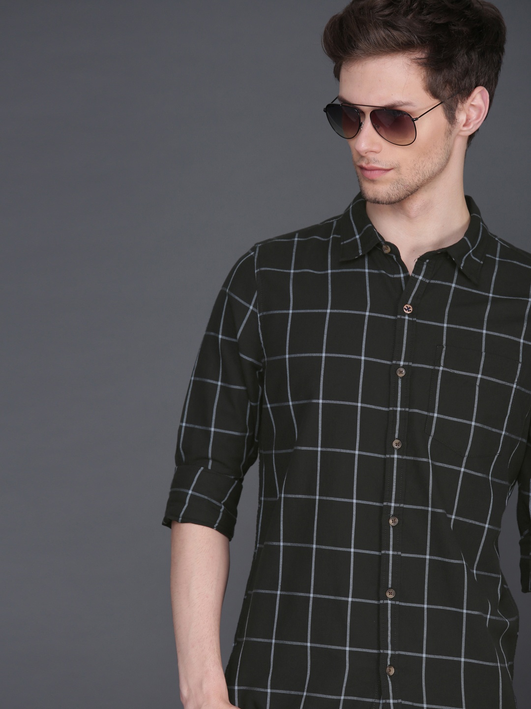 

WROGN Men Black & Blue Slim Fit Checked Casual Shirt