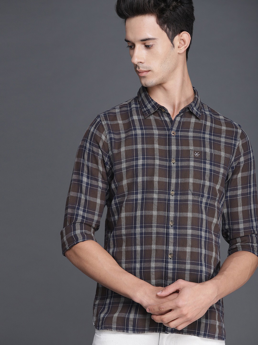 

WROGN Men Charcoal Grey & Brown Slim Fit Checked Casual Shirt