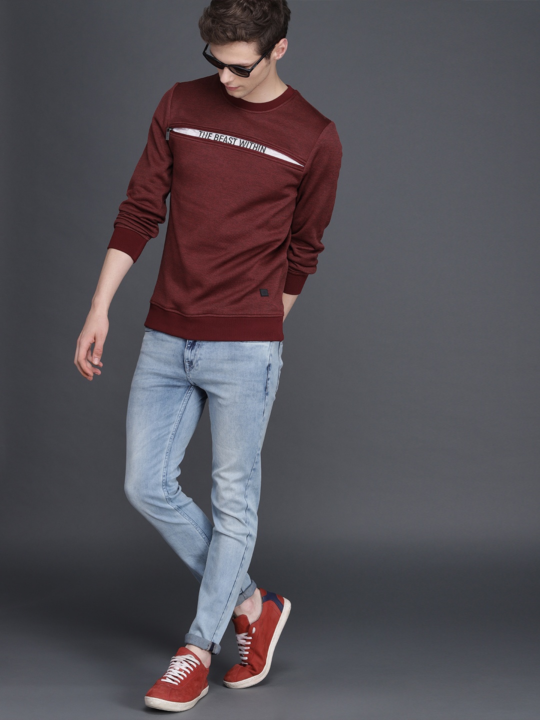 

WROGN Men Maroon Printed Slim Fit Sweatshirt