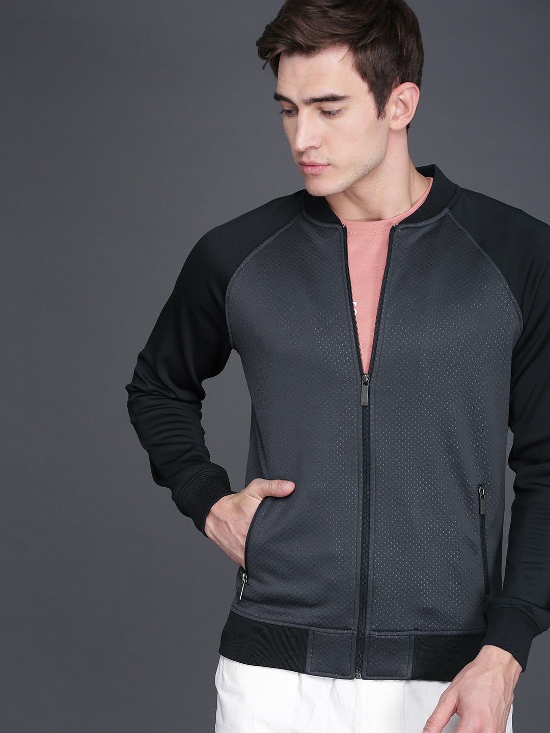 

WROGN Men Blue Solid Sweatshirt