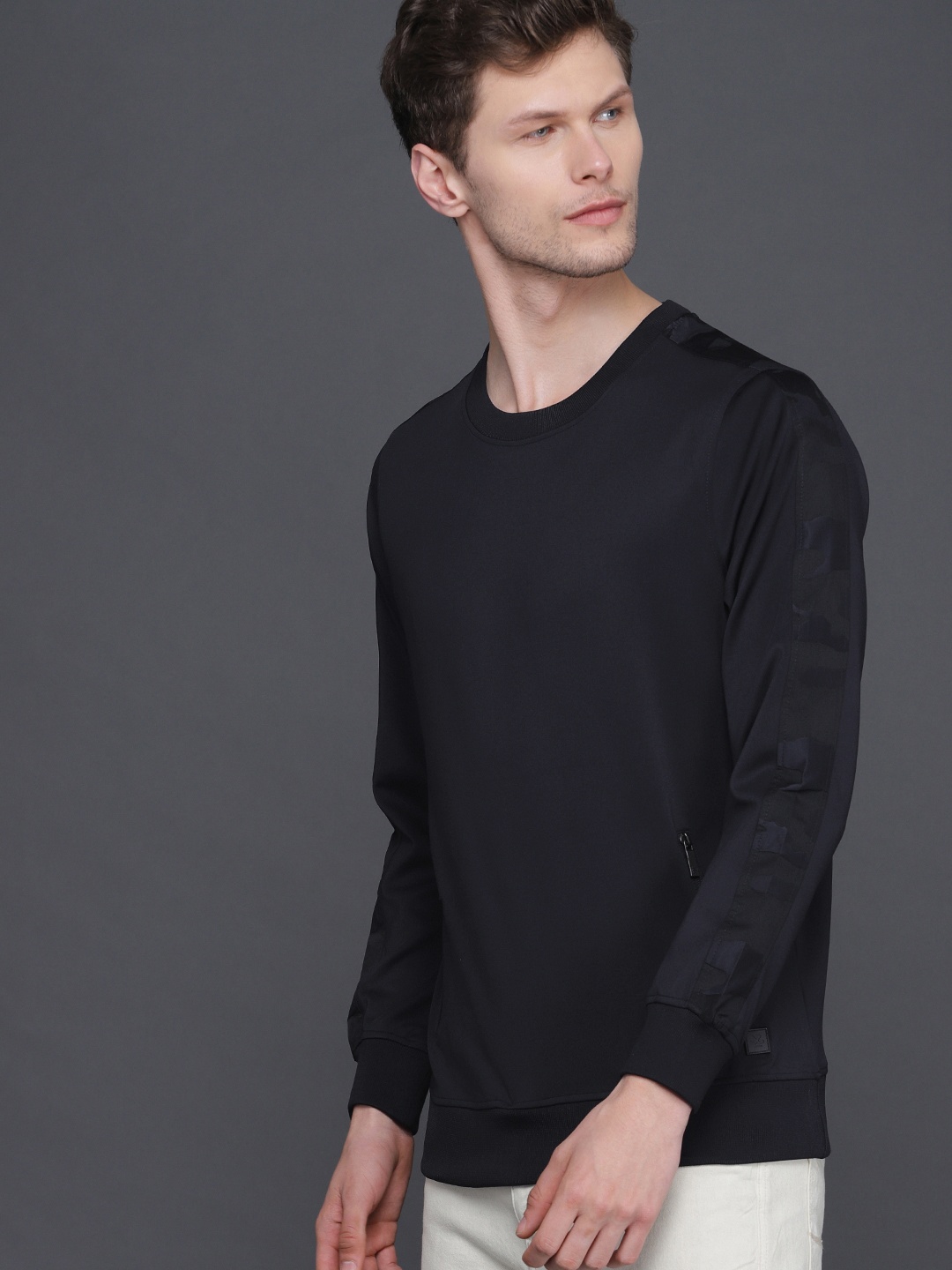 

WROGN Men Navy Blue Solid Sweatshirt