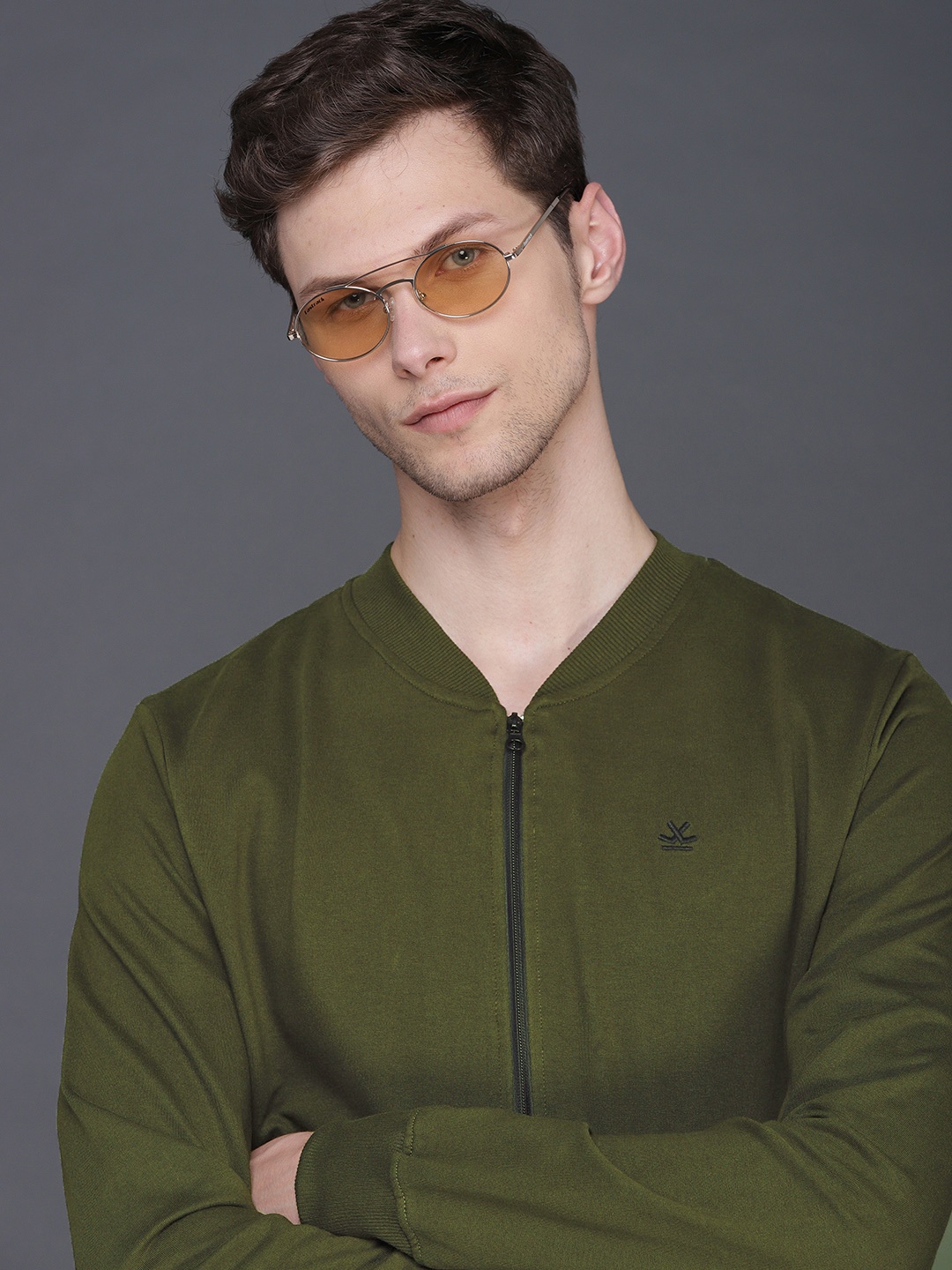 

WROGN Men Olive Green Solid Sweatshirt