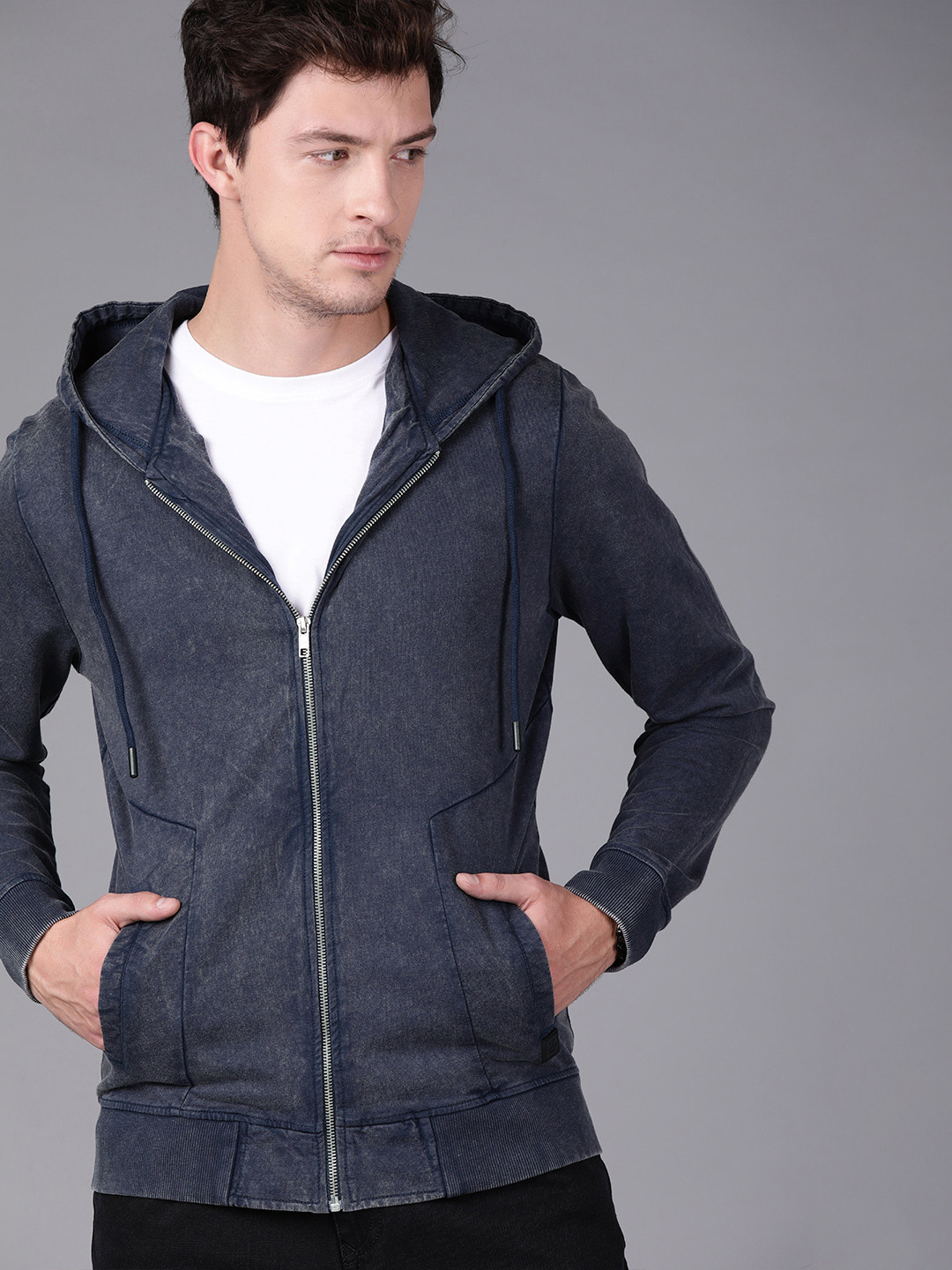 

WROGN Men Navy Blue Slim Fit Solid Hooded Sweatshirt