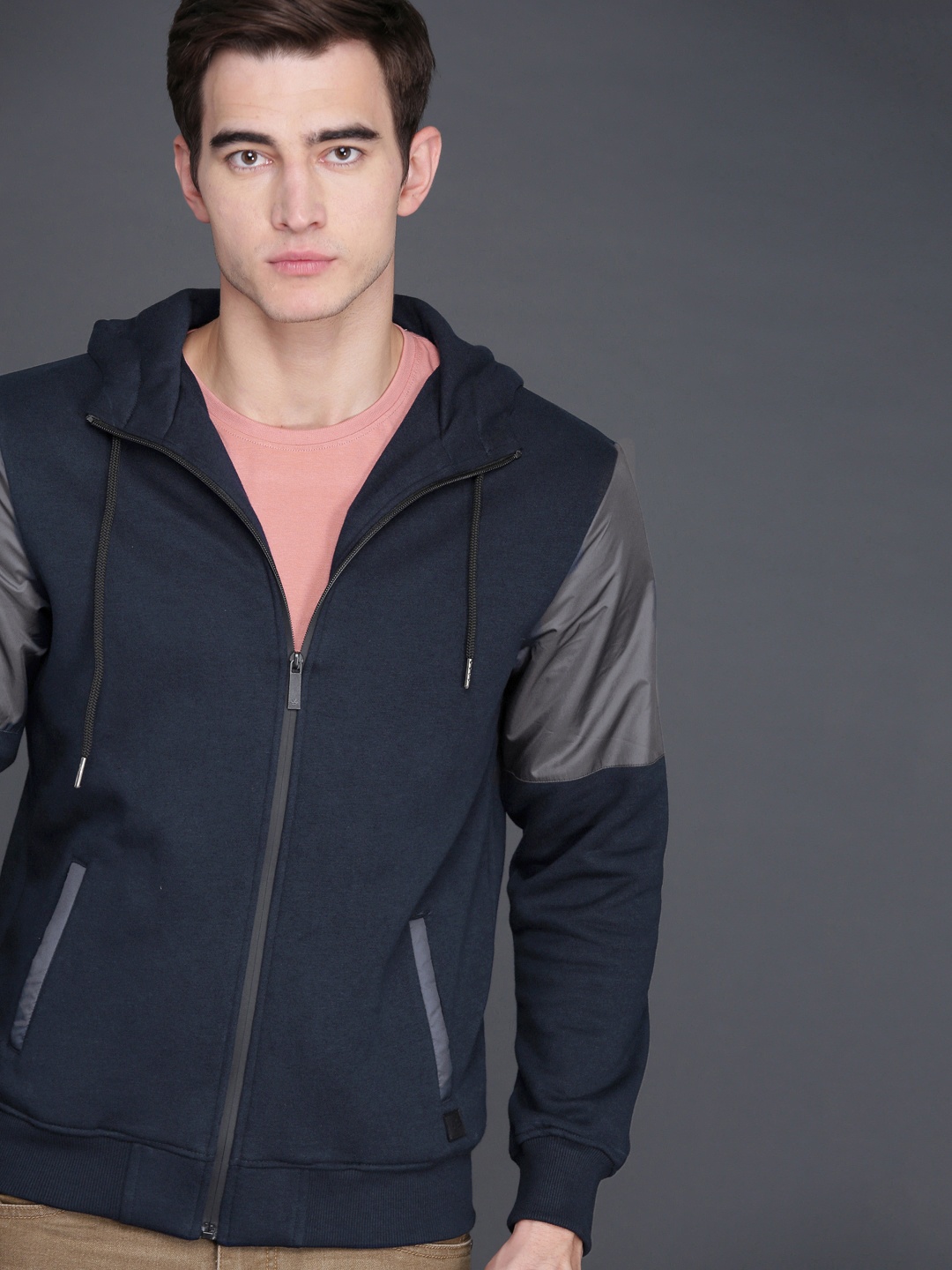 

WROGN Men Navy Blue Slim Fit Solid Hooded Sweatshirt
