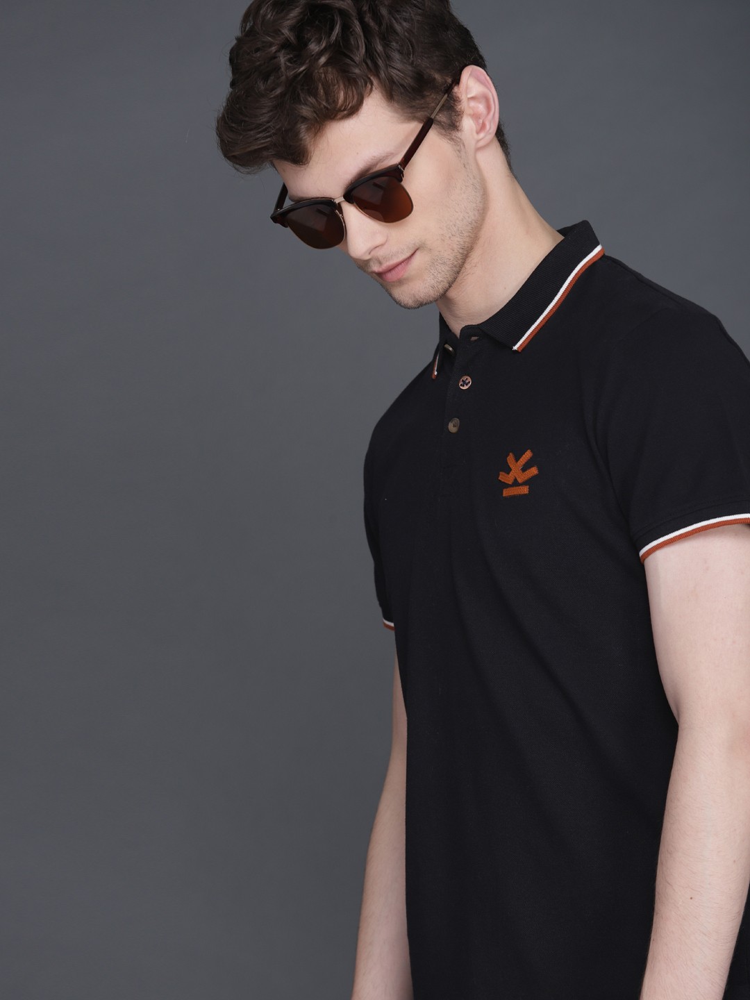 

WROGN Men Black Slim Fit Solid Polo Collar Pure Cotton T-shirt