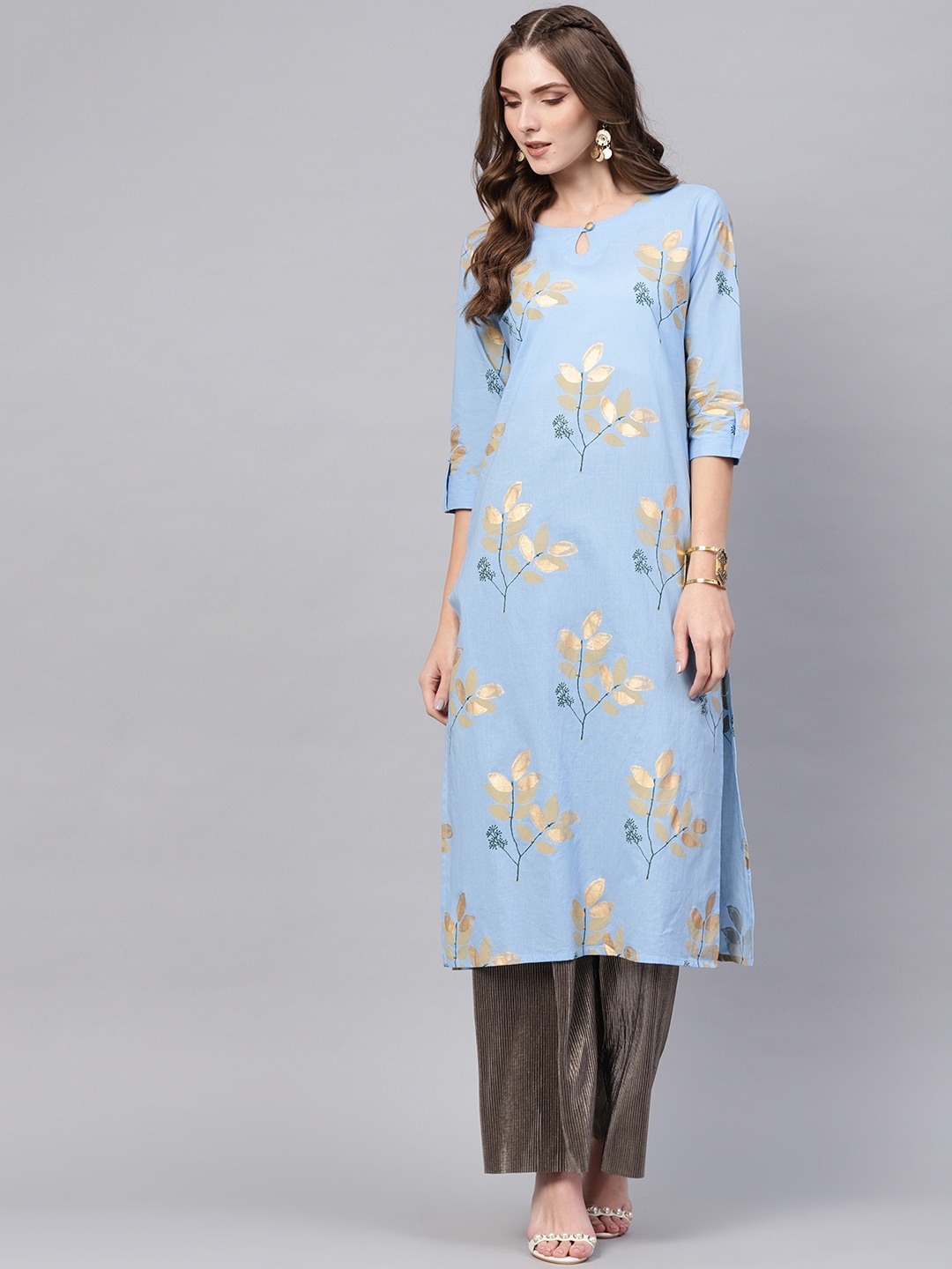 

AHIKA Women Blue & Golden Floral Printed Straight Kurta