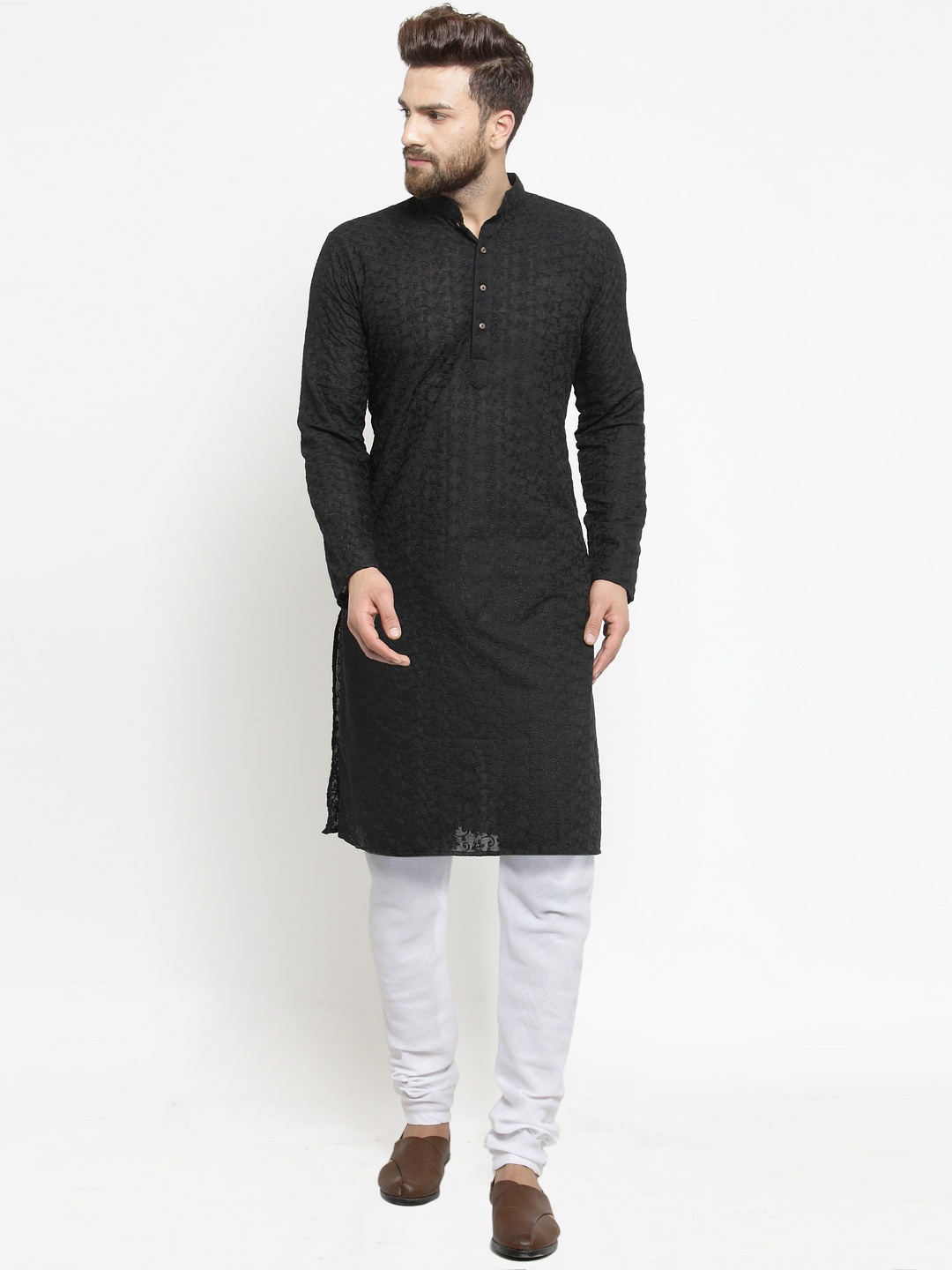 

TREEMODA Men Black Embroidered Chikankari Kurta with Pyjamas
