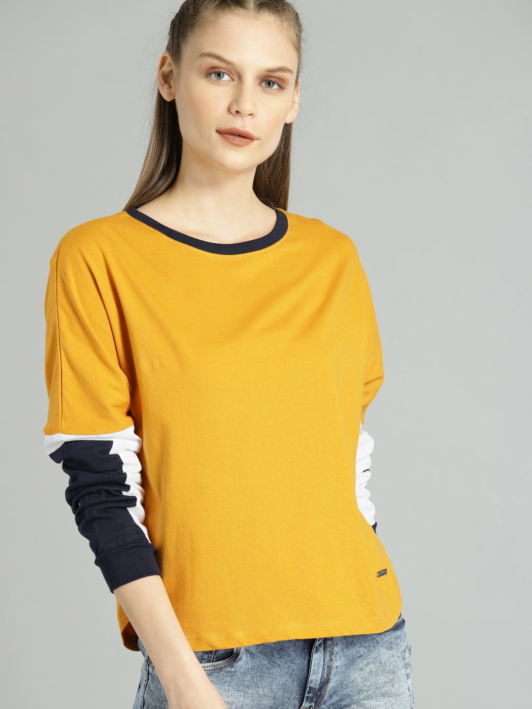 

Roadster Women Yellow Solid Round Neck Knitted Pure Cotton T-shirt