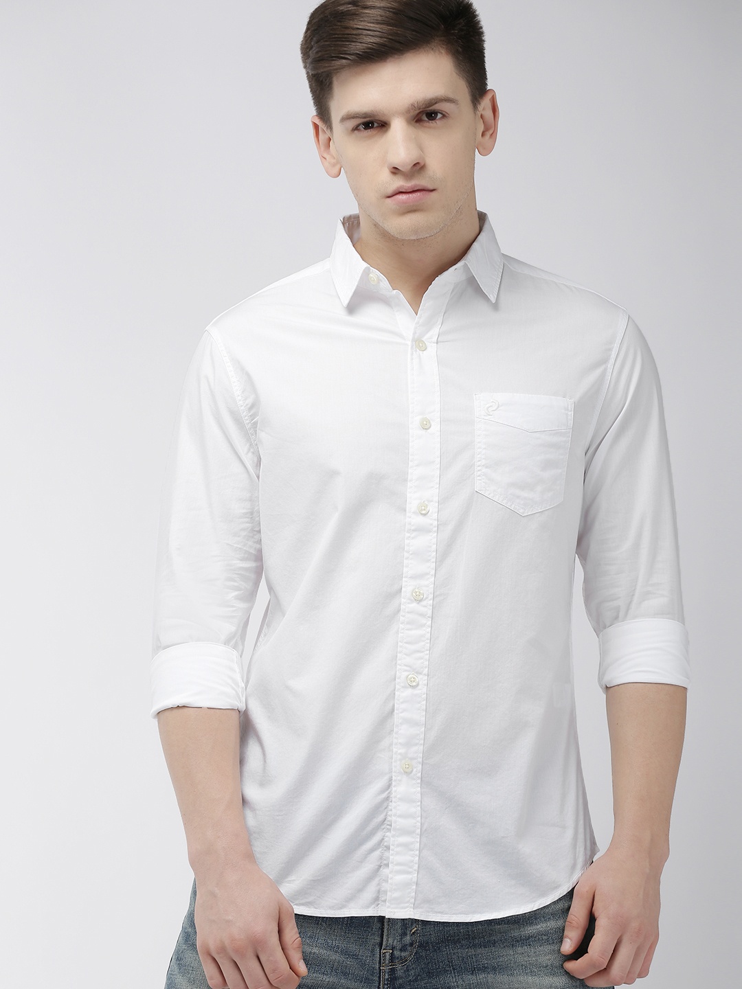 

Denizen From Levis Men White Regular Fit Solid Casual Shirt