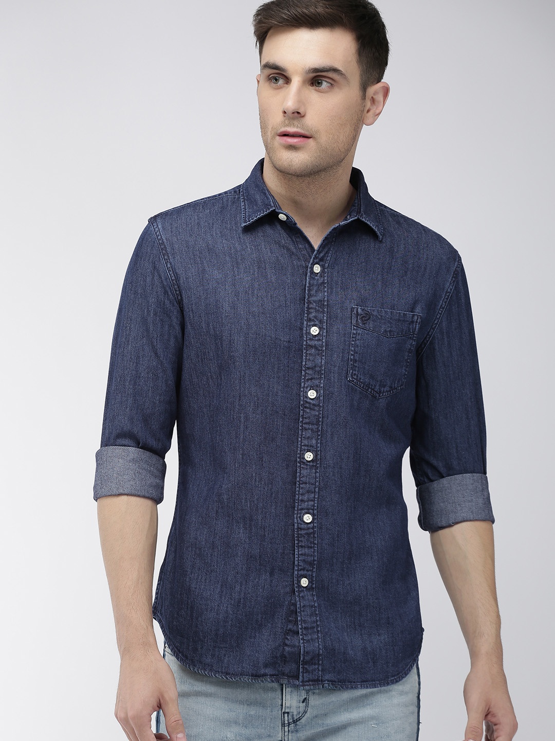 

Denizen From Levis Men Blue Regular Fit Solid Denim Casual Shirt
