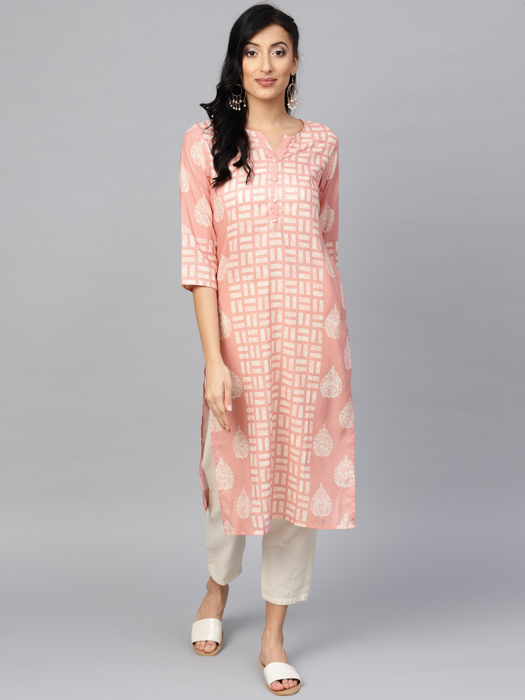 

Ahalyaa Women Peach-Coloured & Off-White Printed Straight Kurta