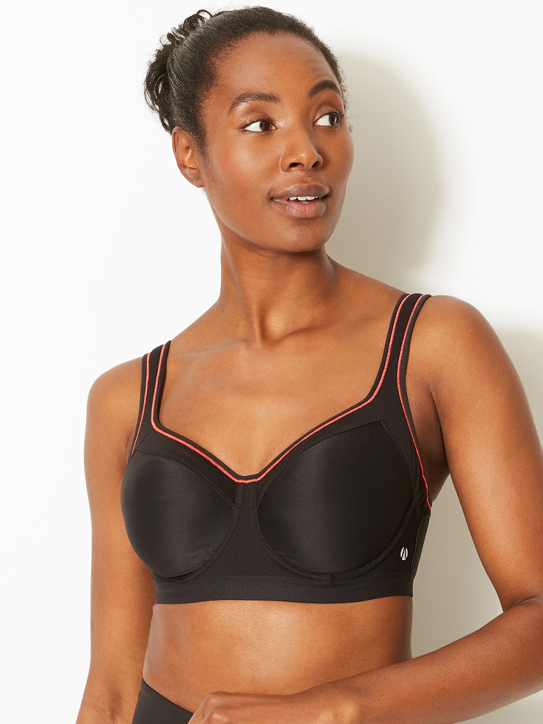 

Marks & Spencer Black Solid Underwired Non Padded Sports Bra T336366BLACK