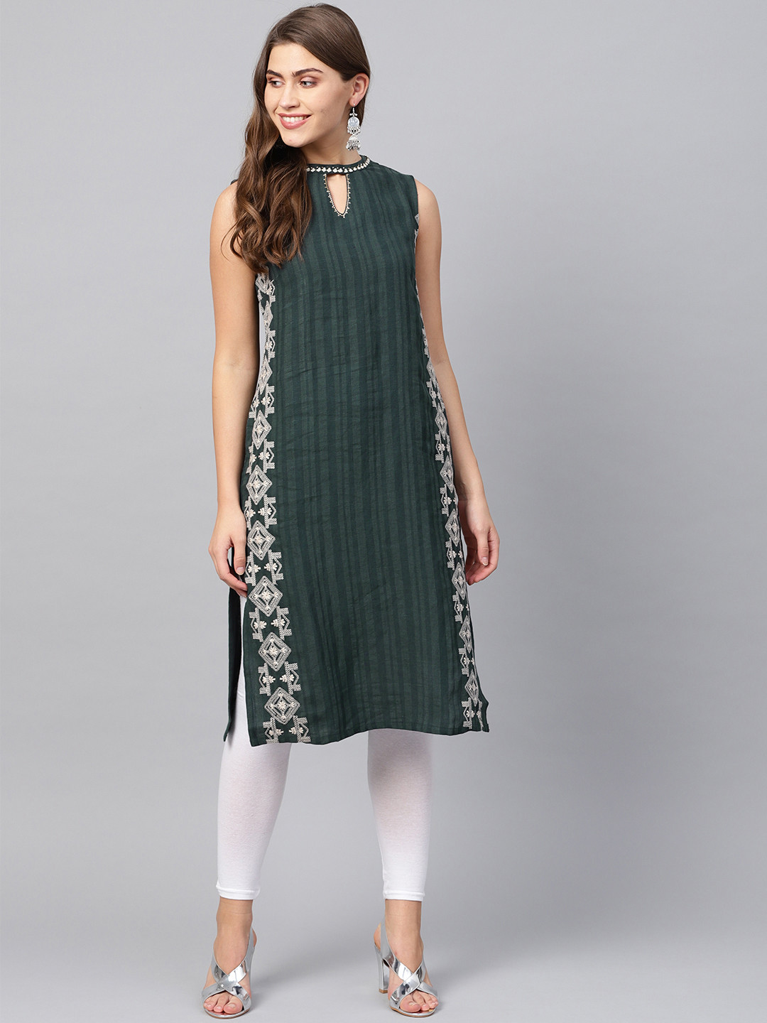 

W Women Olive Green Striped Straight Kurta