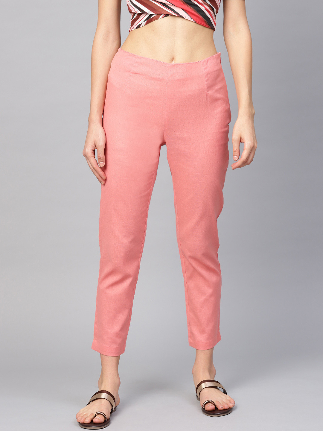 

W Women Peach-Coloured Solid Regular Cropped Trousers