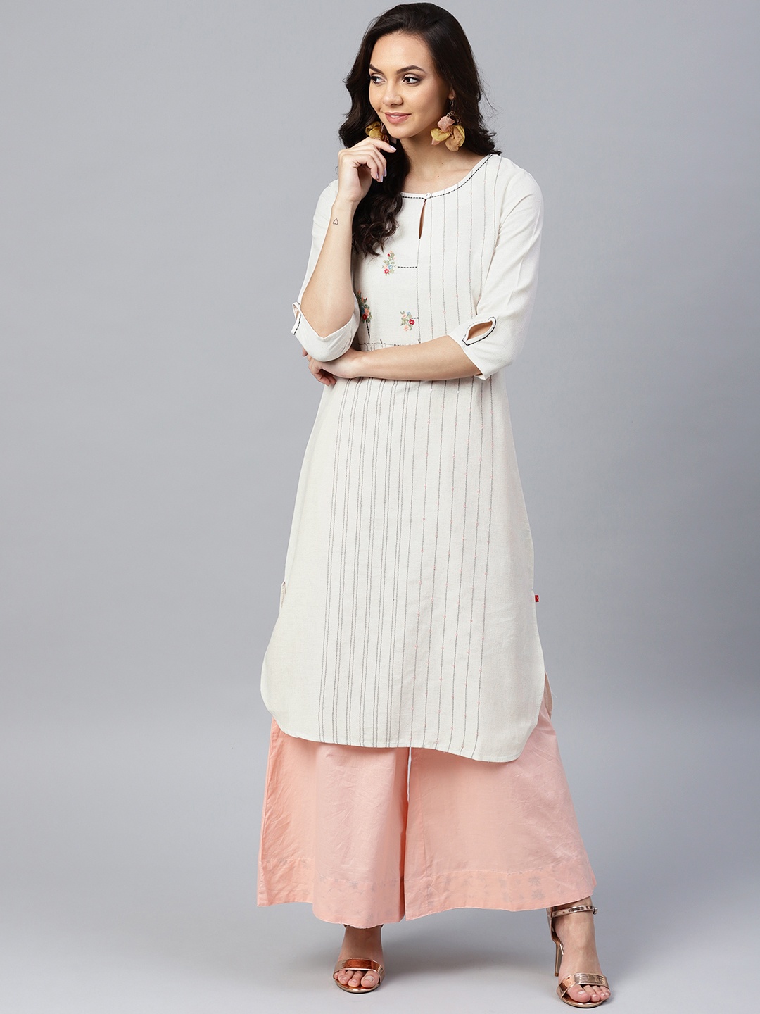 

W Women Off-White Striped Detail Straight Kurta