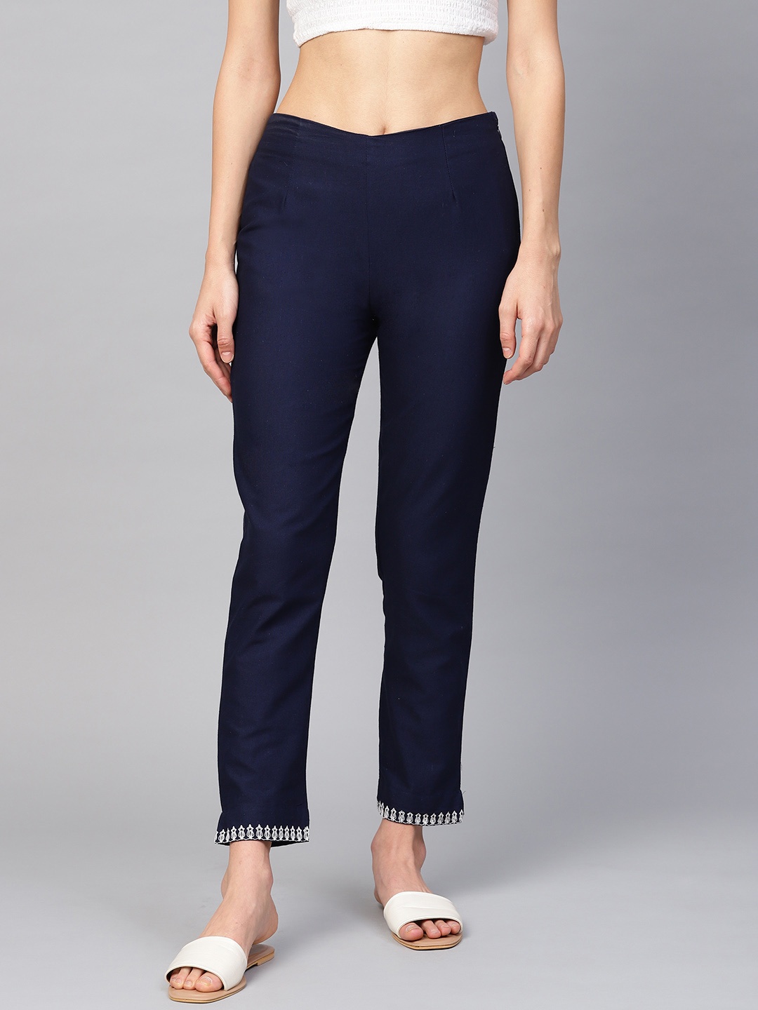 

W Women Navy Blue Regular Cropped Trousers