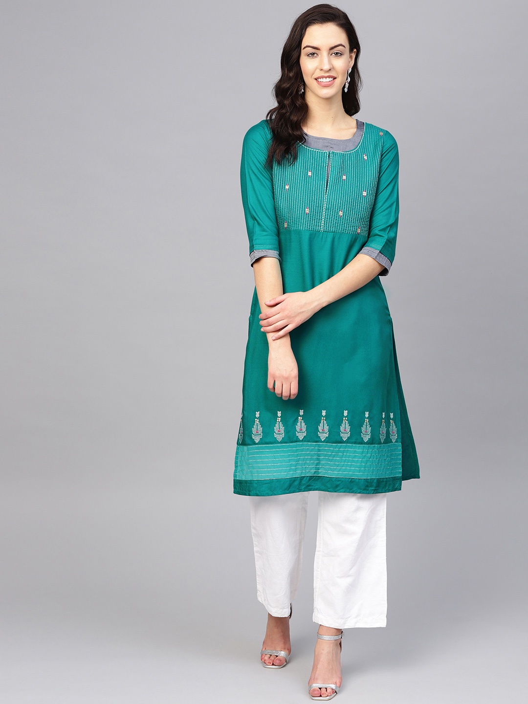 

W Women Green & Silver Yoke-Design Straight Kurta