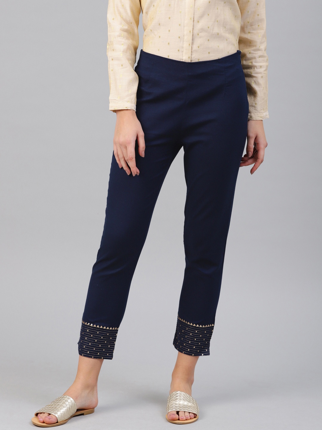 

W Women Navy Blue Solid Cropped Regular Ethnic Trousers