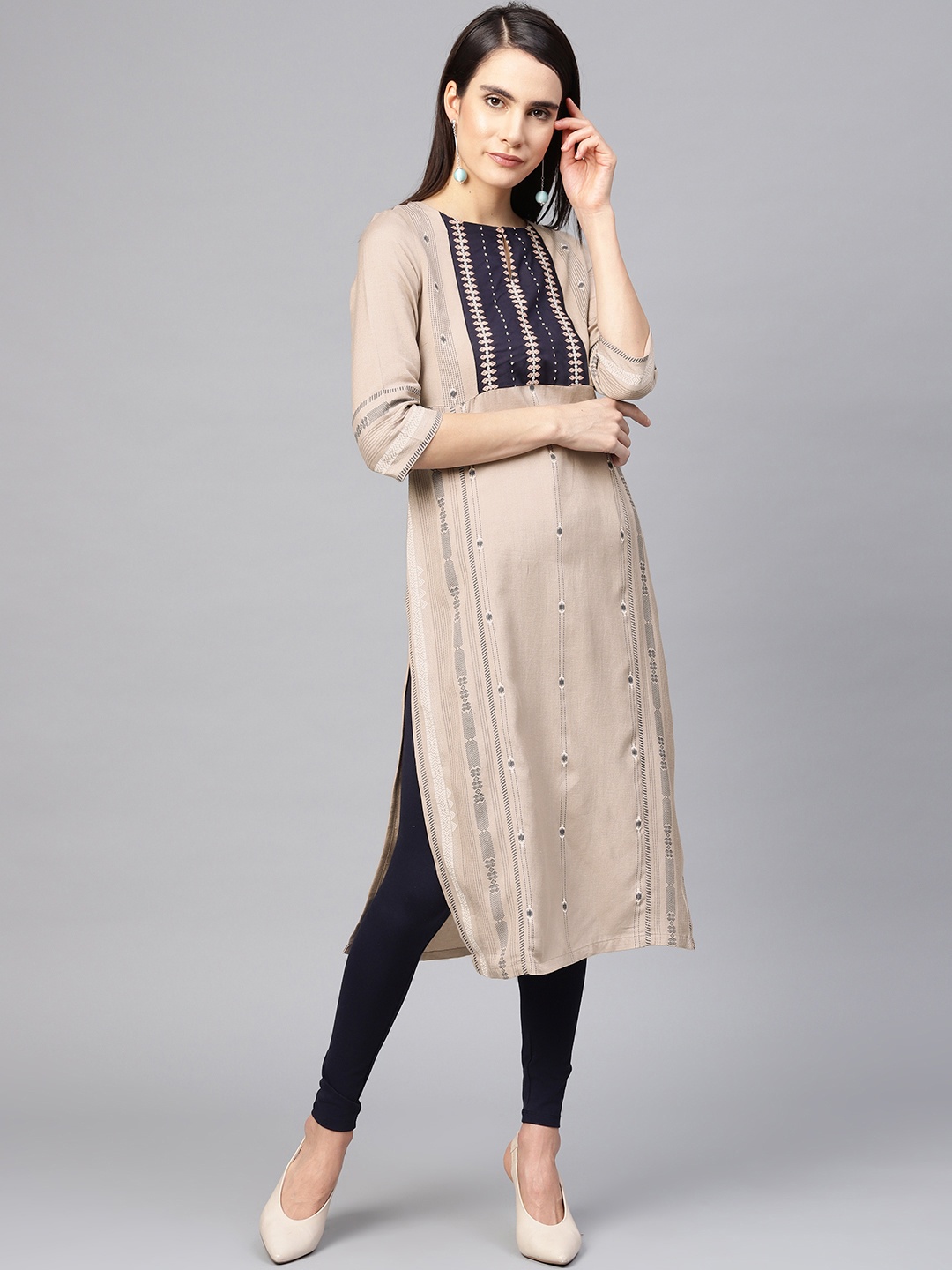 

W Women Taupe & Navy Blue Printed Straight Kurta
