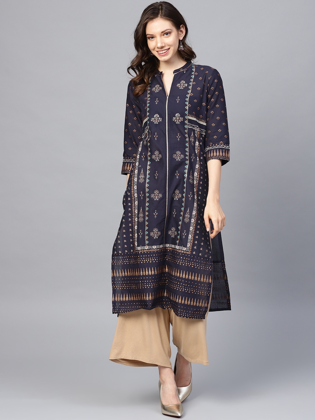 

W Women Navy & Golden Printed Straight Kurta, Navy blue