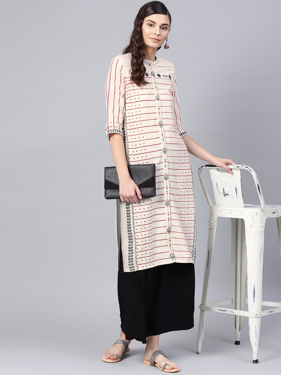 

W Women Off-White & Maroon Striped Straight Kurta