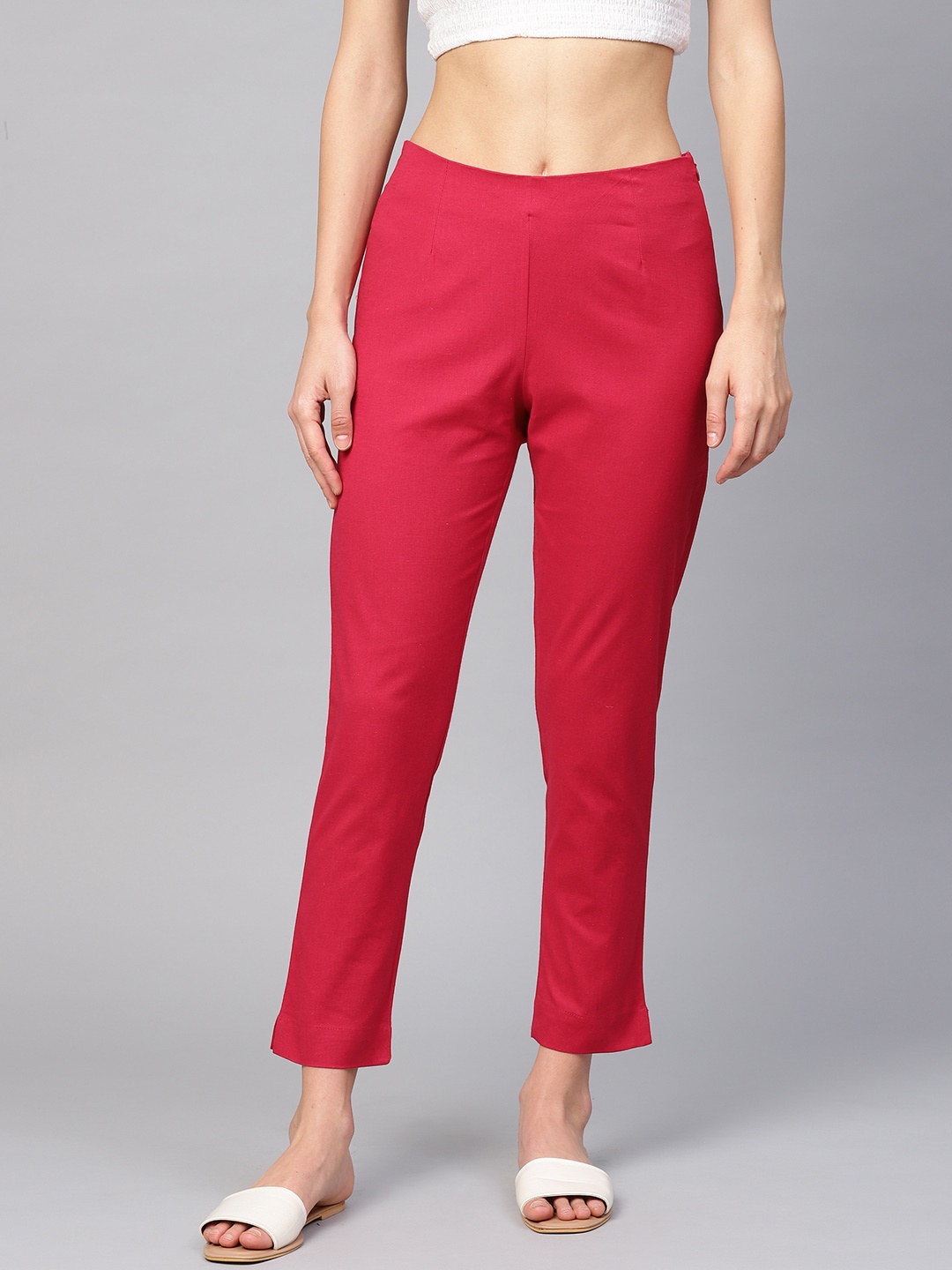 

W Women Red Solid Regular Cropped Trousers