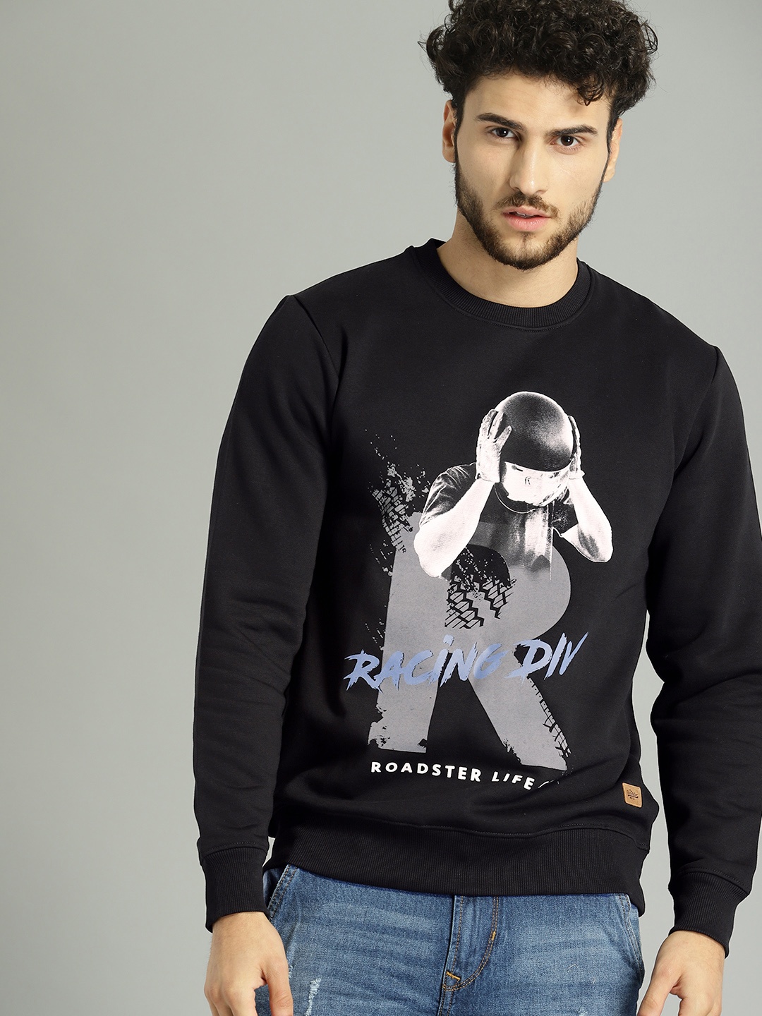 

The Roadster Lifestyle Co Men Black Printed Round Neck Sweatshirt