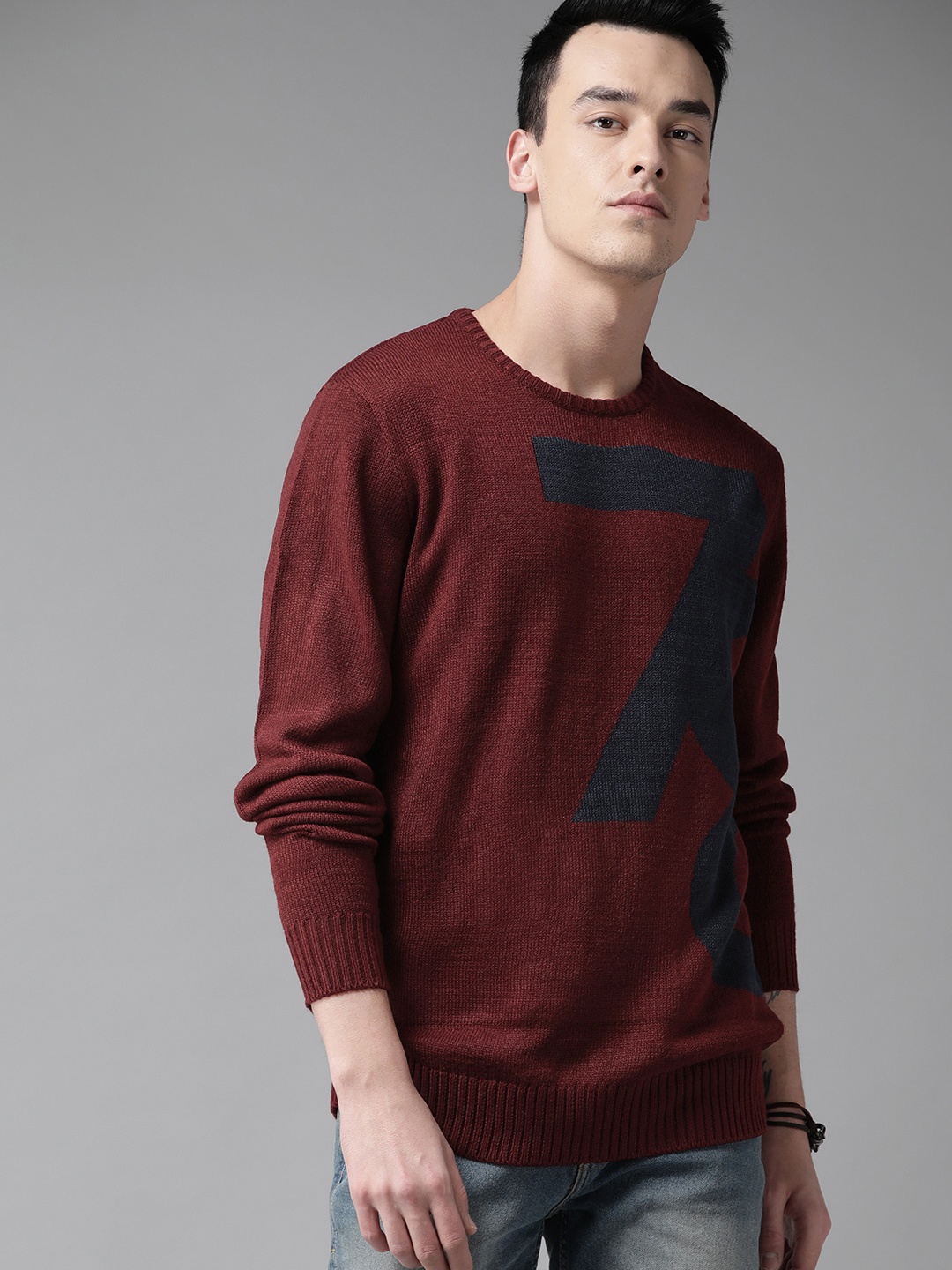 

The Roadster Lifestyle Co Men Maroon & Navy Blue Self Design Sweater