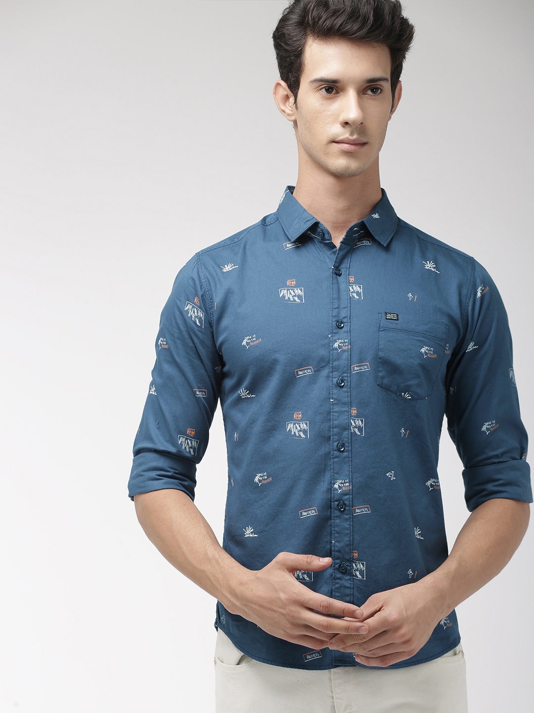 

The Indian Garage Co Men Blue Slim Fit Printed Casual Shirt