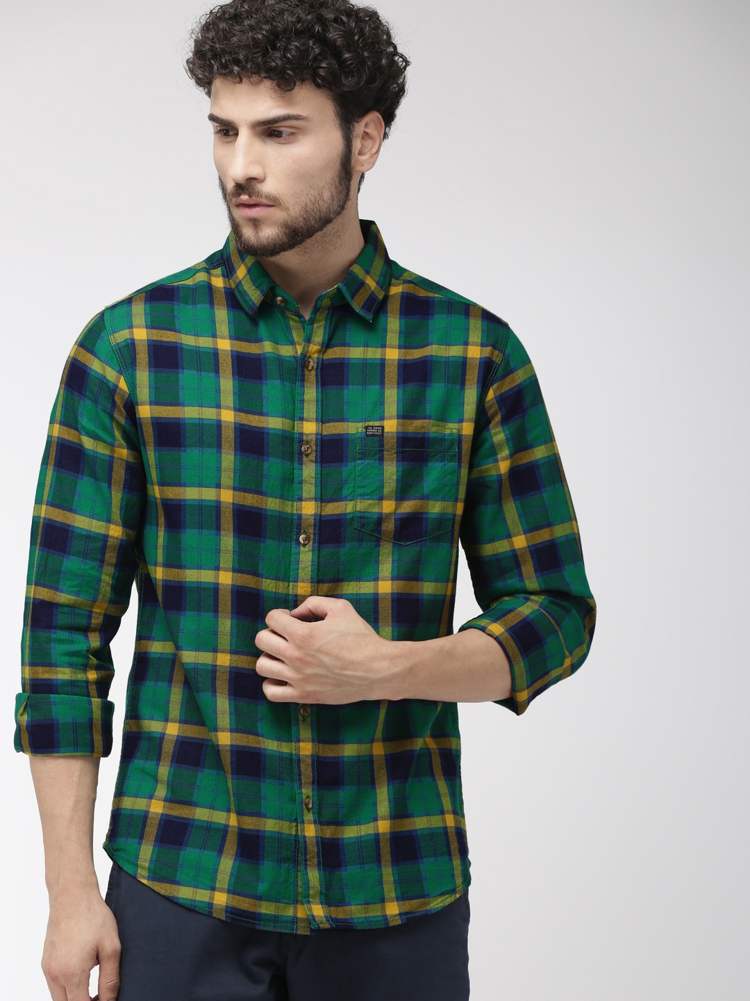 

The Indian Garage Co Men Yellow & Green Slim Fit Checked Casual Shirt