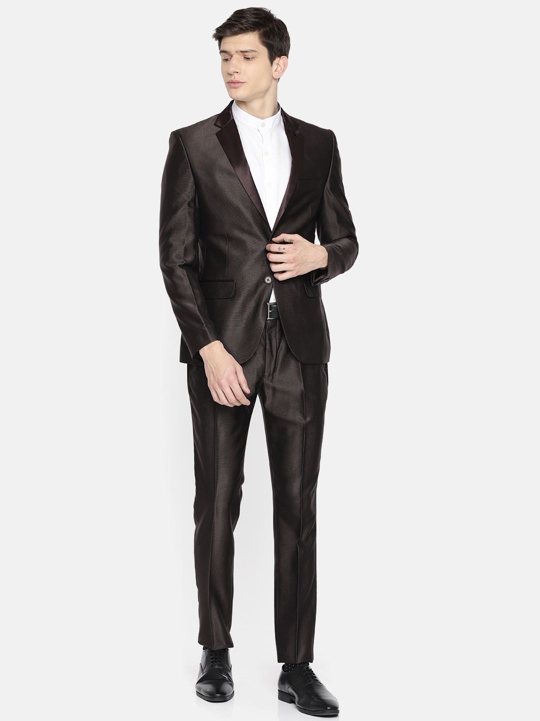 

Parx Men Brown Solid Urban Fit Single-Breasted Formal Suit