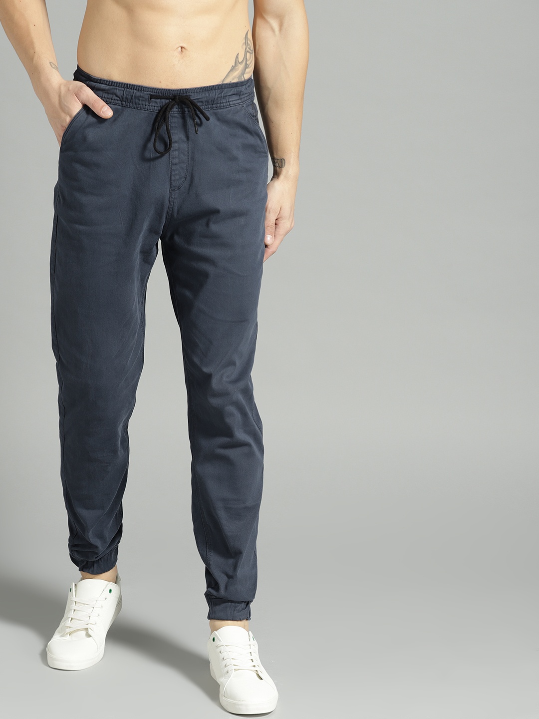 

The Roadster Lifestyle Co Men Navy Blue Regular Fit Solid Joggers