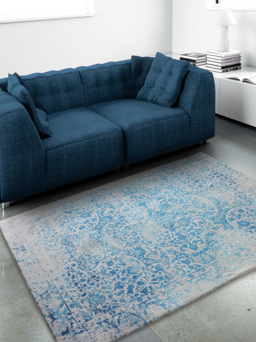 

RUGSMITH Blue Premium Floral Pattern Rug