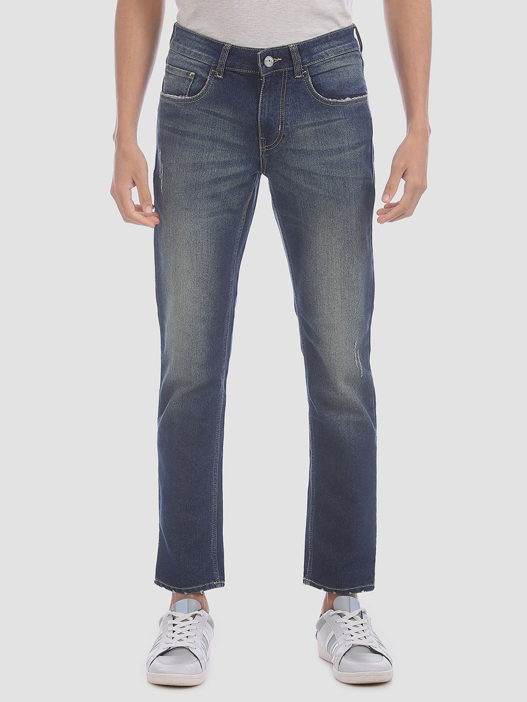 

Newport Men Blue Slim Fit Mid-Rise Clean Look Stretchable Jeans
