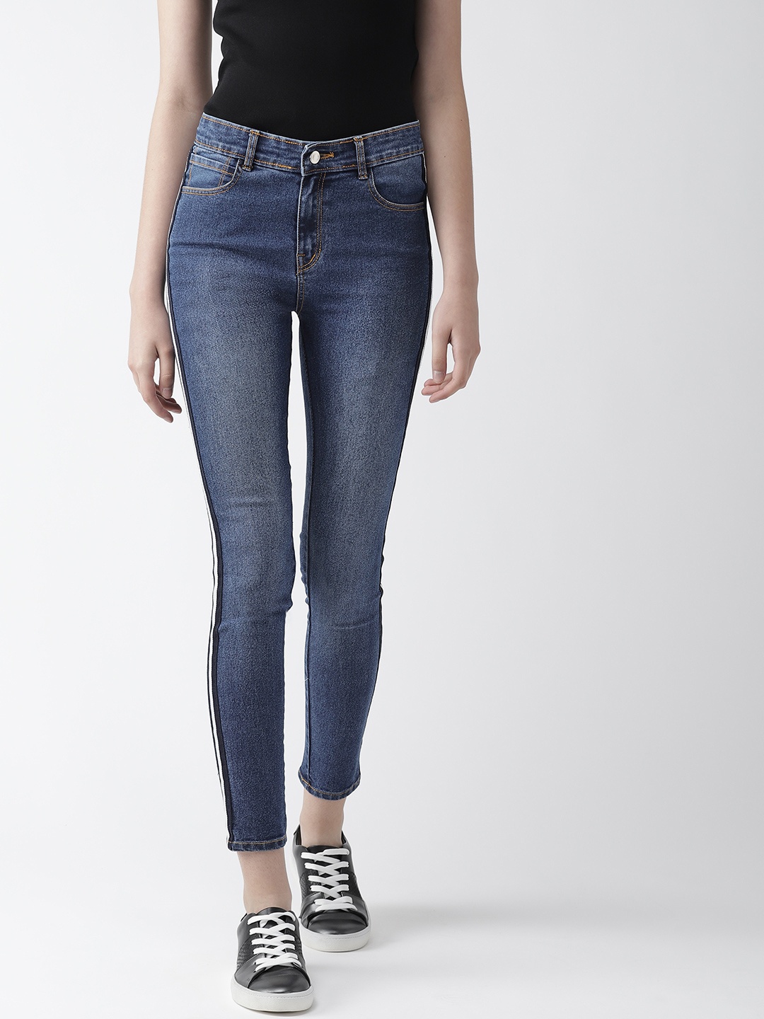 

Hubberholme Women Navy Blue Slim Fit High-Rise Clean Look Stretchable Jeans