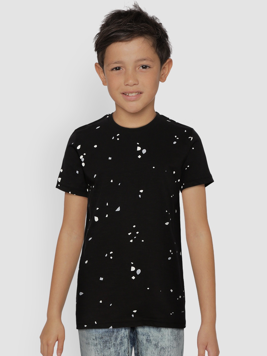 

Gini and Jony Boys Black White Printed Round Neck Pure Cotton T-shirt