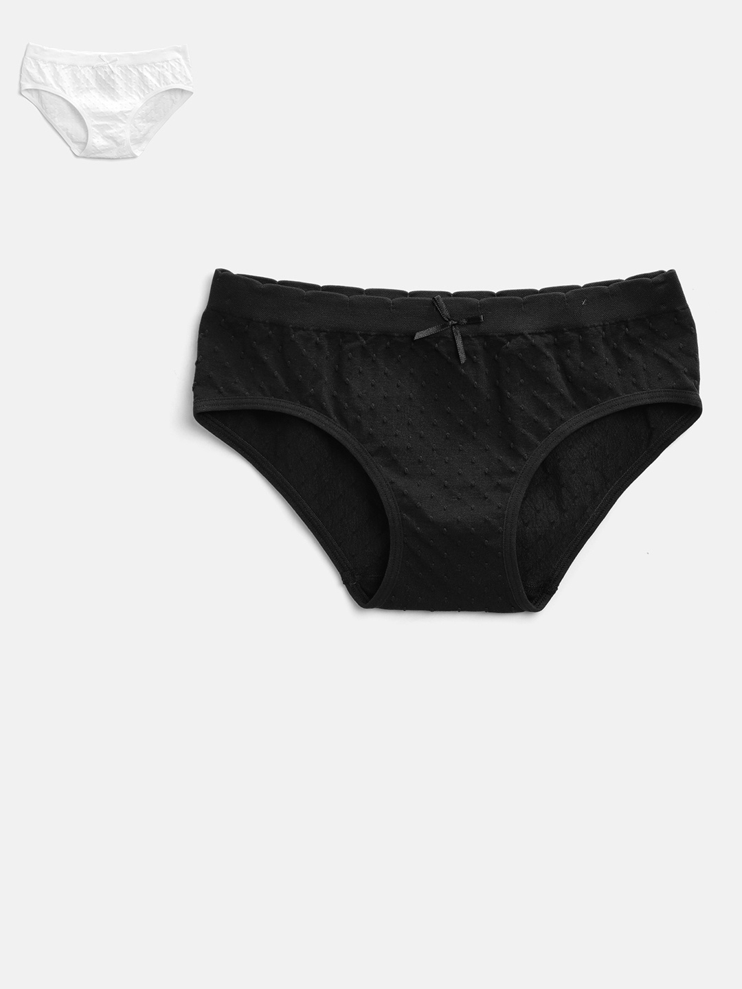 

Marks & Spencer Girls Pack of 2 Self Design Briefs T713479, White
