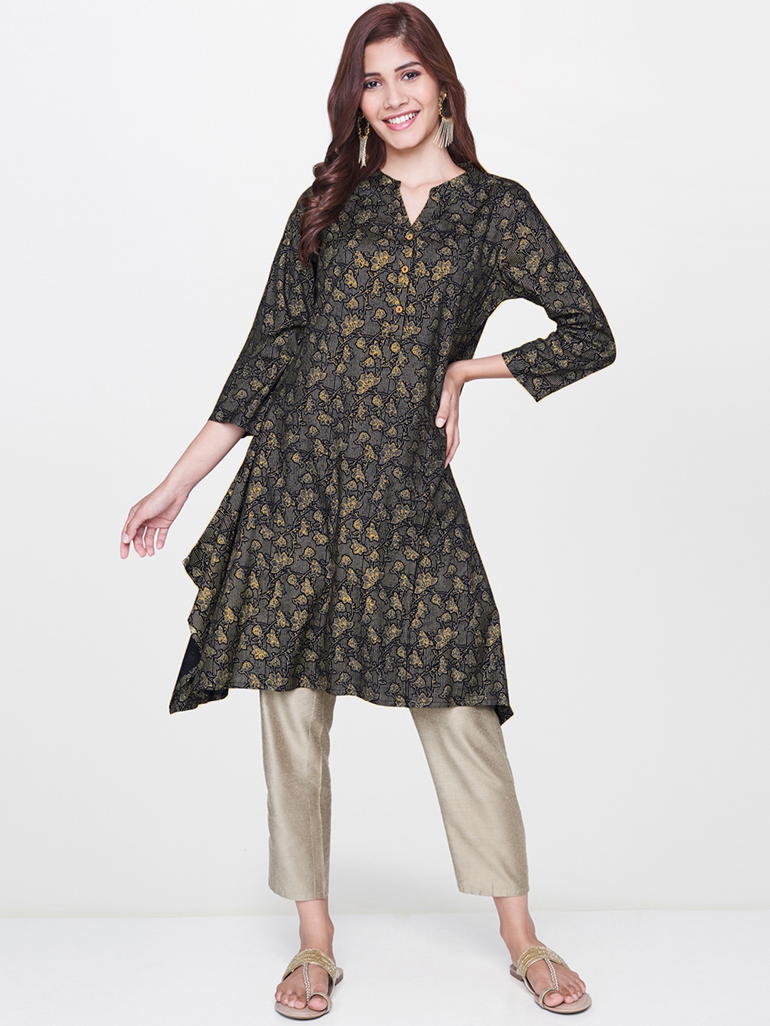 

Global Desi Women Black & Golden Floral Print A-Line Kurta