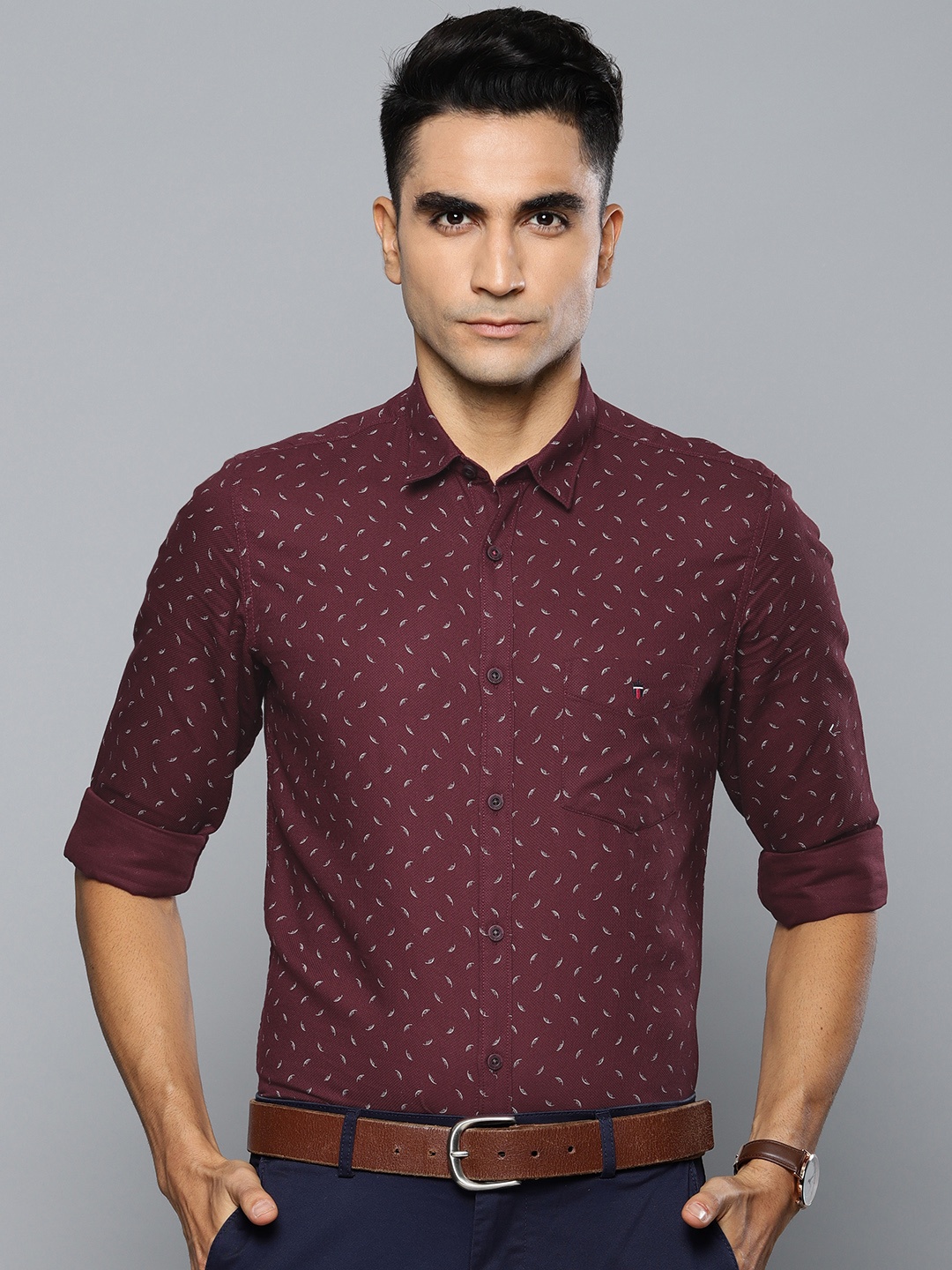 

Louis Philippe Sport Men Maroon Super Slim Fit Printed Formal Shirt